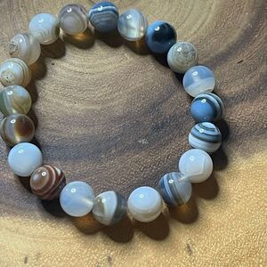 Botswana agate high quality faceted 10mm 7.5” ONE beaded stretch bracelet new cr